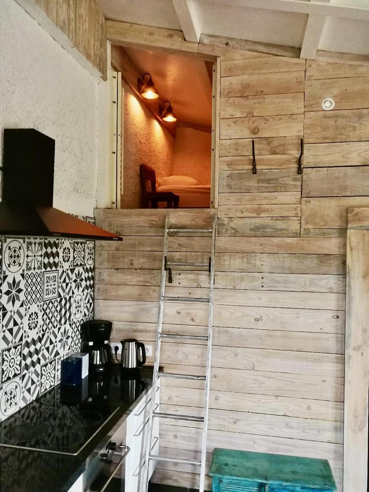 La Belle Petite Ferme Rosiers De Julliac 19350 Villa Le Bos Luaran gambar